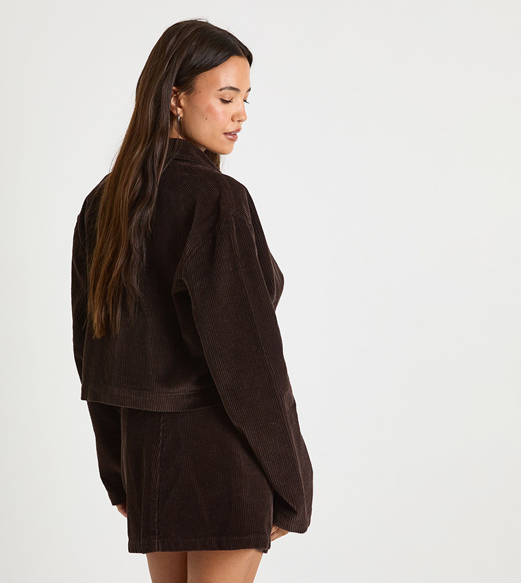 جاكيت كم طويل 