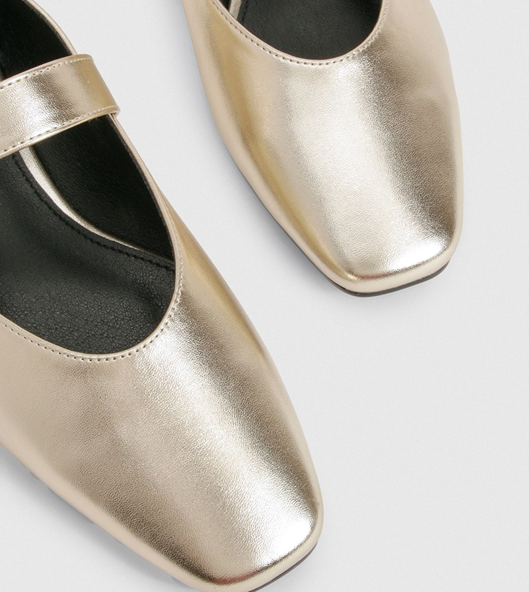 Metallic Buckle Detail Ballet Flats
