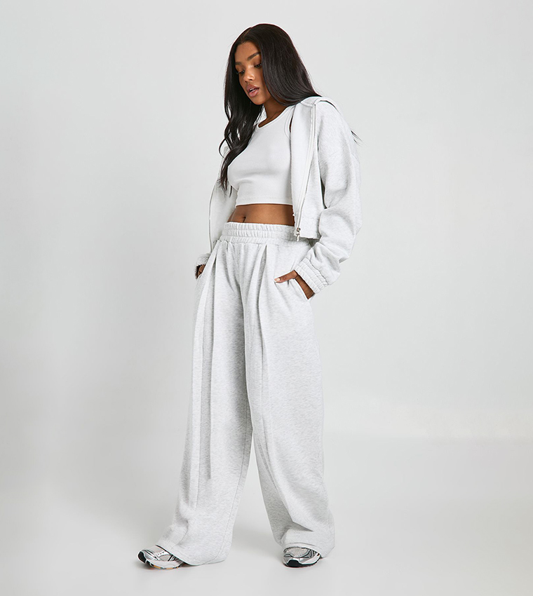High Waist Pleat Detail Straight Fit Sweatpants