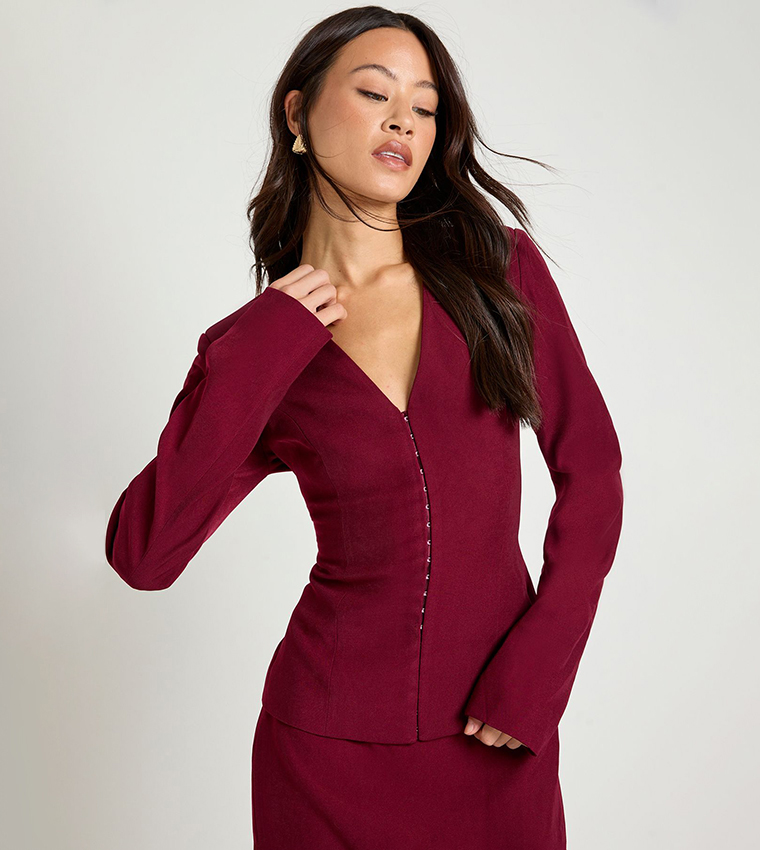 تنورة ميني بقصة مفصلة للمقاسات الطويلة 