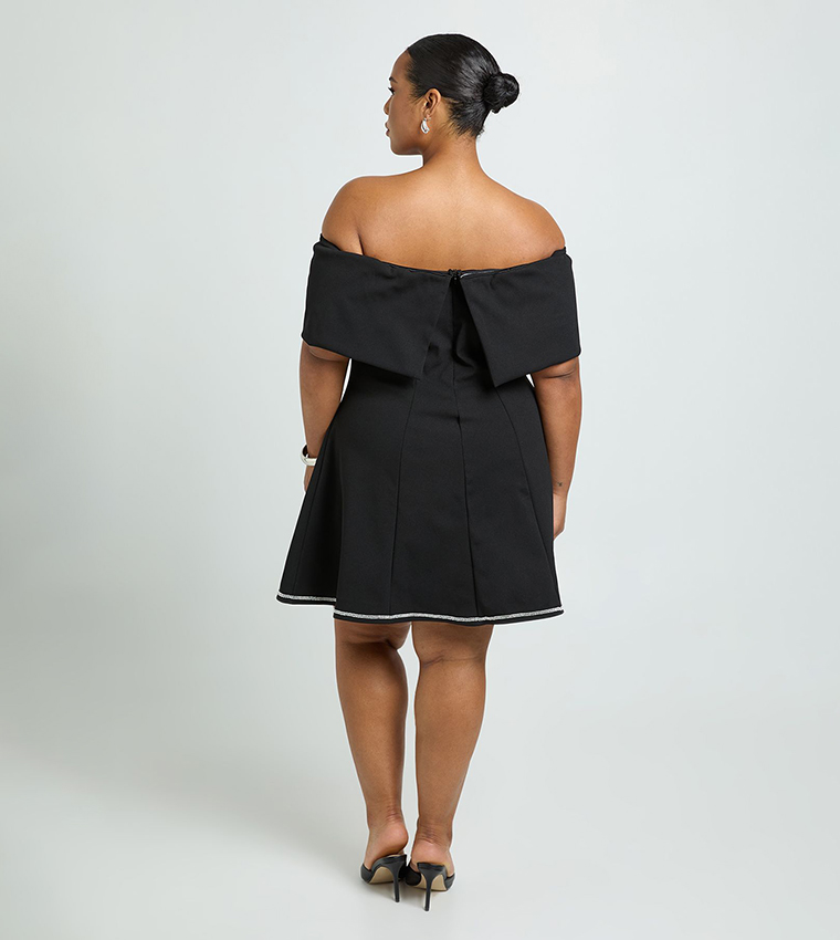 فستان سكيتر للمقاسات الكبيرة 