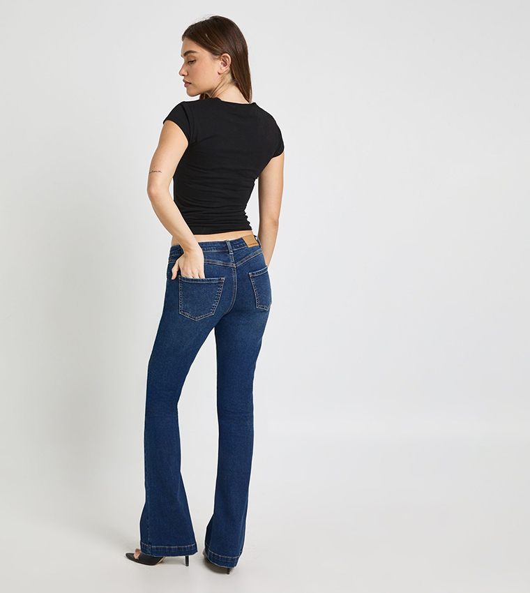 Washed Low Waist Flared Jeans