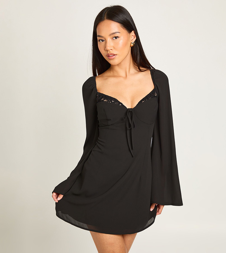 فستان قصير دانتيل للمقاسات الصغيرة