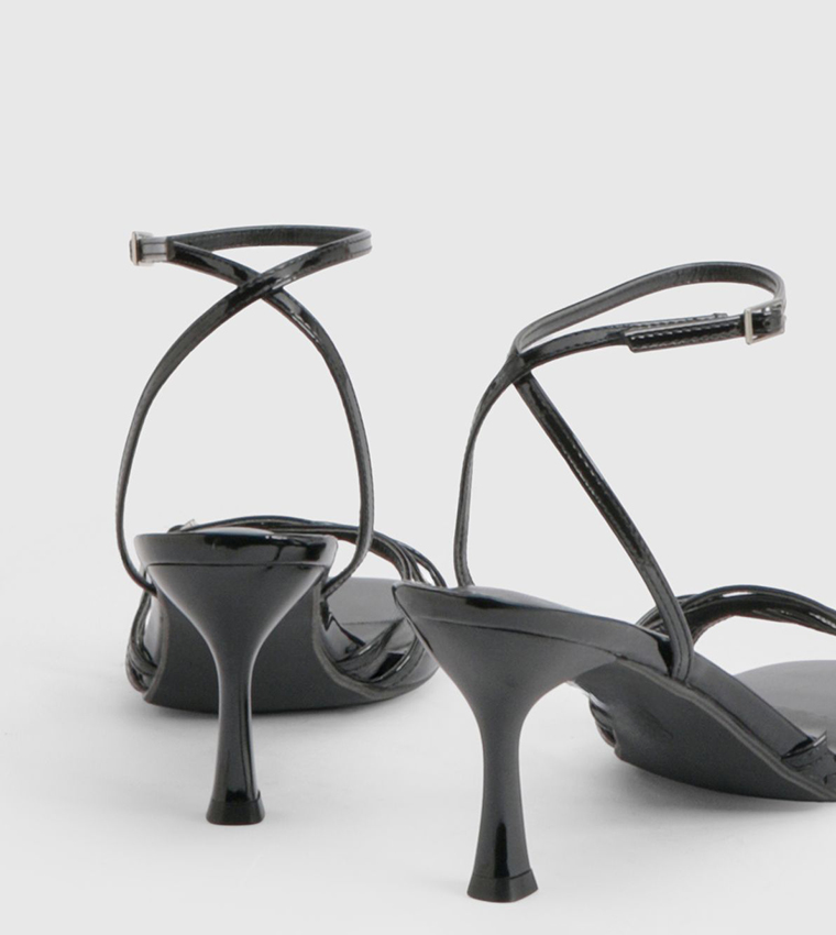 صندل كعب بمشبك 