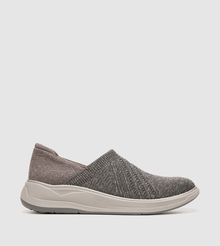 TRIUMPH Textured Slip-On Shoes