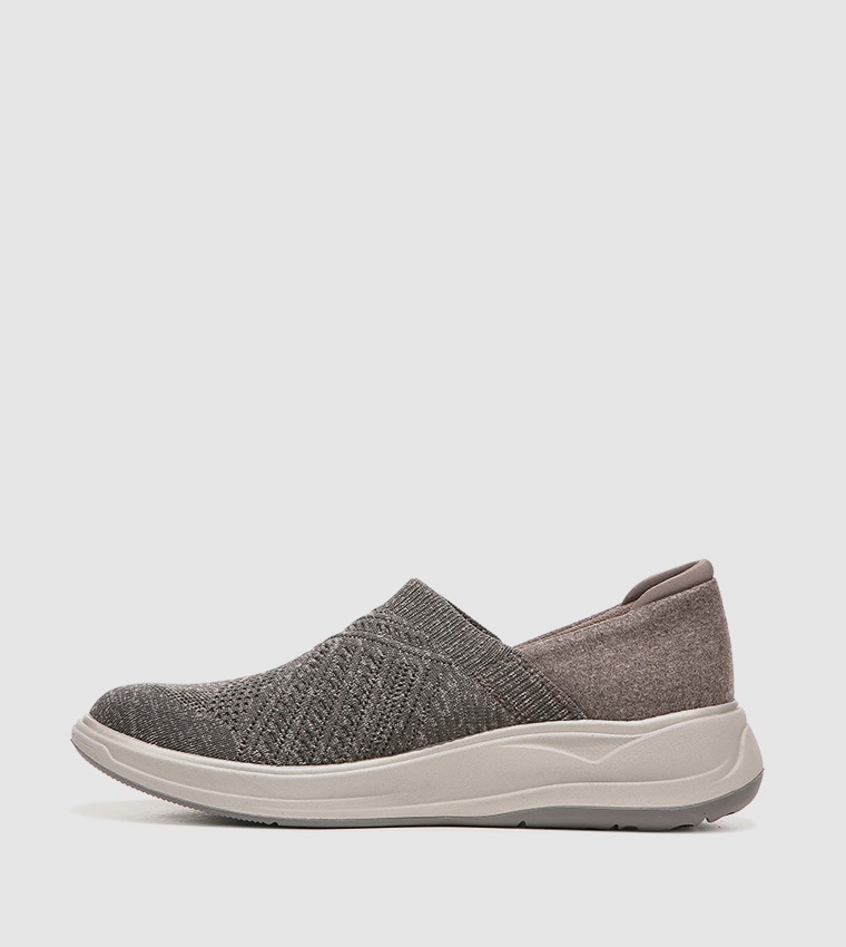 TRIUMPH Textured Slip-On Shoes