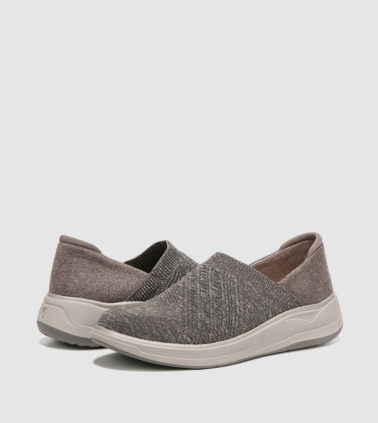 TRIUMPH Textured Slip-On Shoes