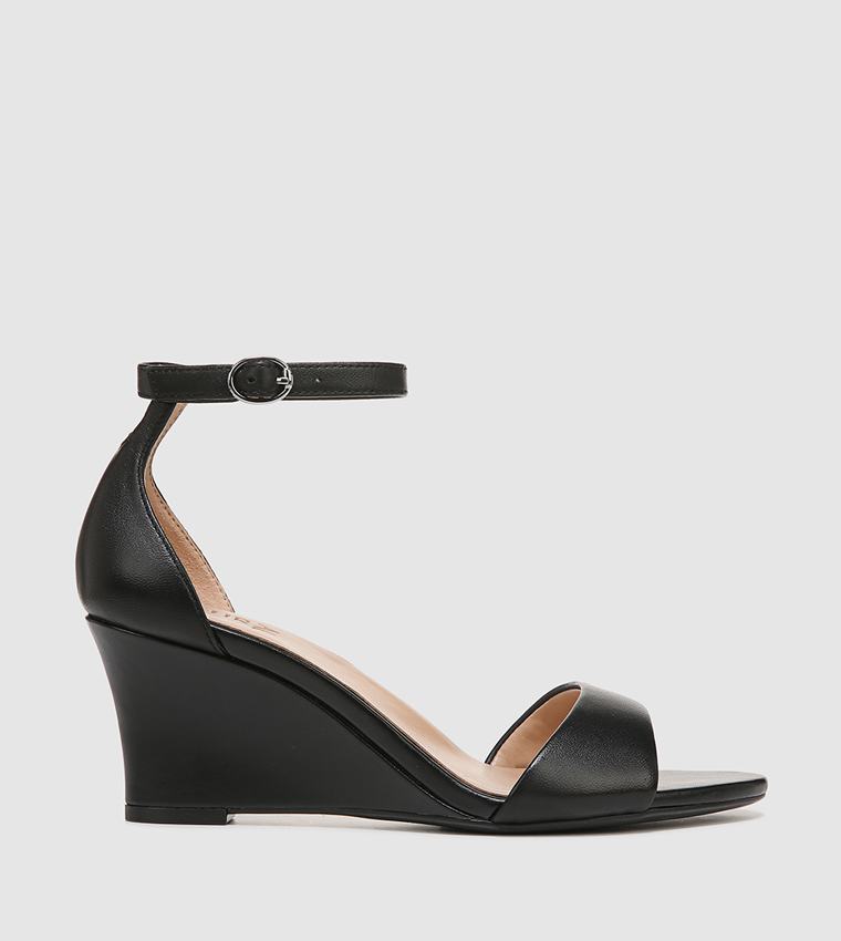 Naturalizer black wedge sandals on sale