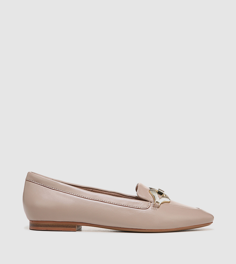 LEALA Metal Detail Pointed Toe Loafers
