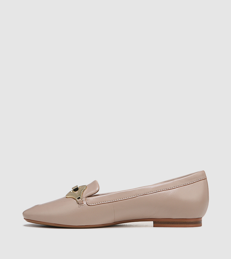 LEALA Metal Detail Pointed Toe Loafers