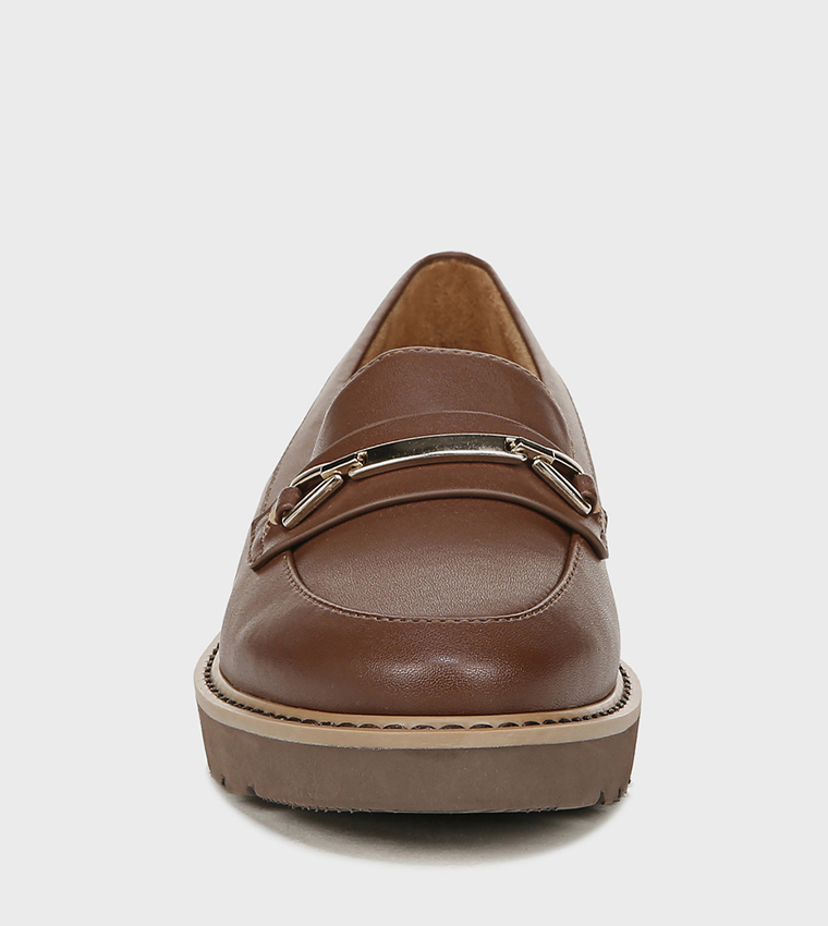Chain Detail Round Toe Loafers