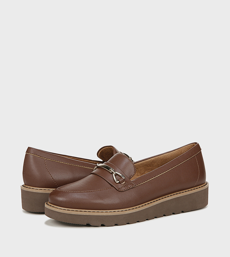 Chain Detail Round Toe Loafers