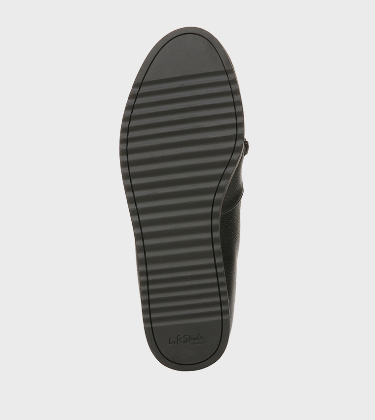 ZAHARA Textured Slip-On Loafers