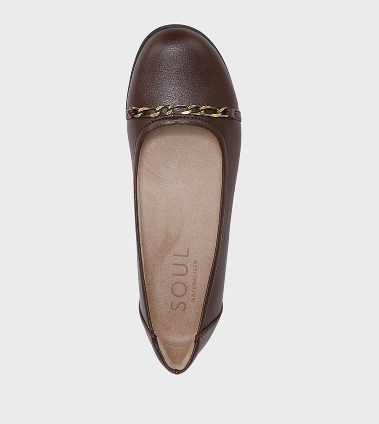 Round Toe Chain Detail Ballerina