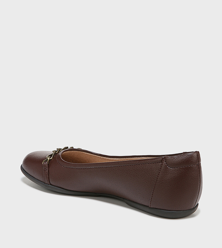 Round Toe Chain Detail Ballerina