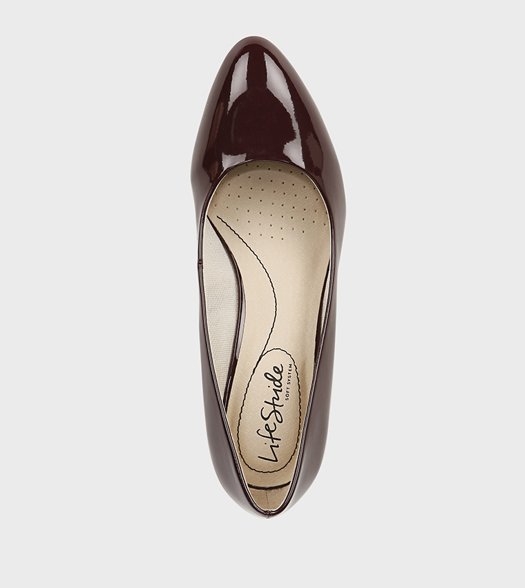 GIO Almond Toe Wedge Pumps