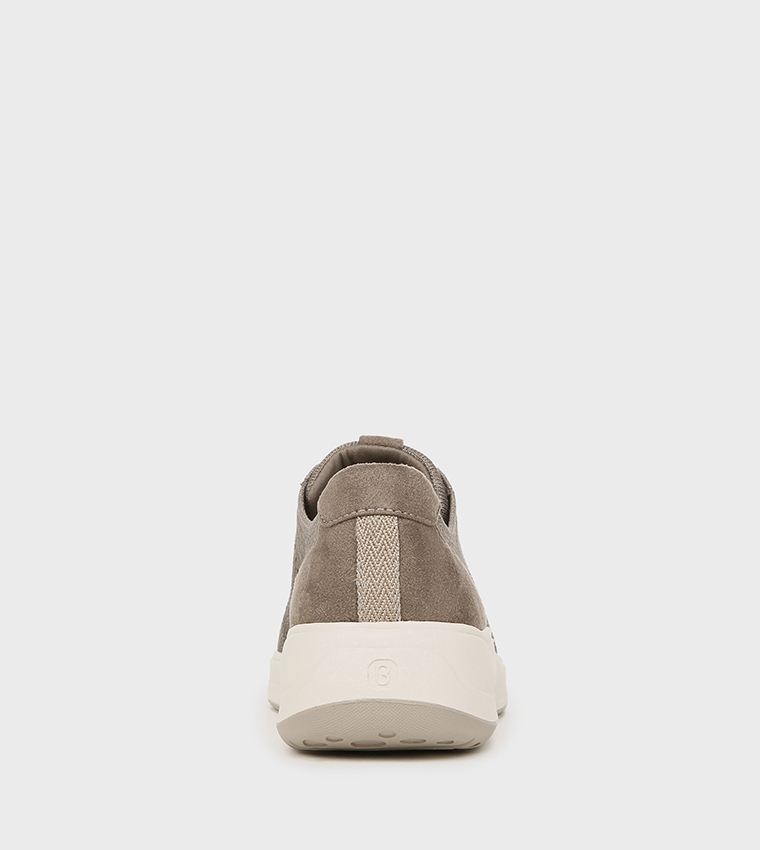 TROPHY Knitted Slip-On Shoes