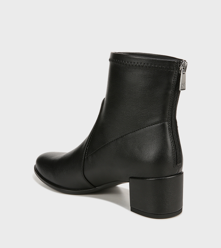 Buy Naturalizer RAVI Block Heel Ankle Boots In Black | 6thStreet Qatar