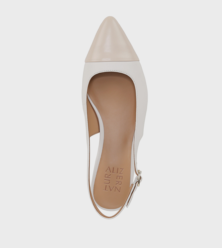 Naturalizer white pumps top
