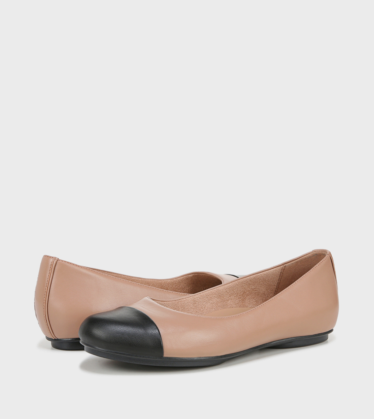 NAMAXWELL Cap Toe Ballerinas