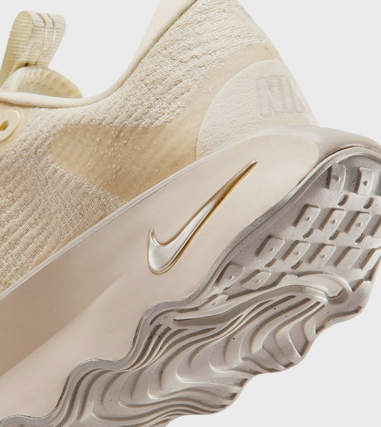 MOTIVA SE Lace-Up Walking Shoes