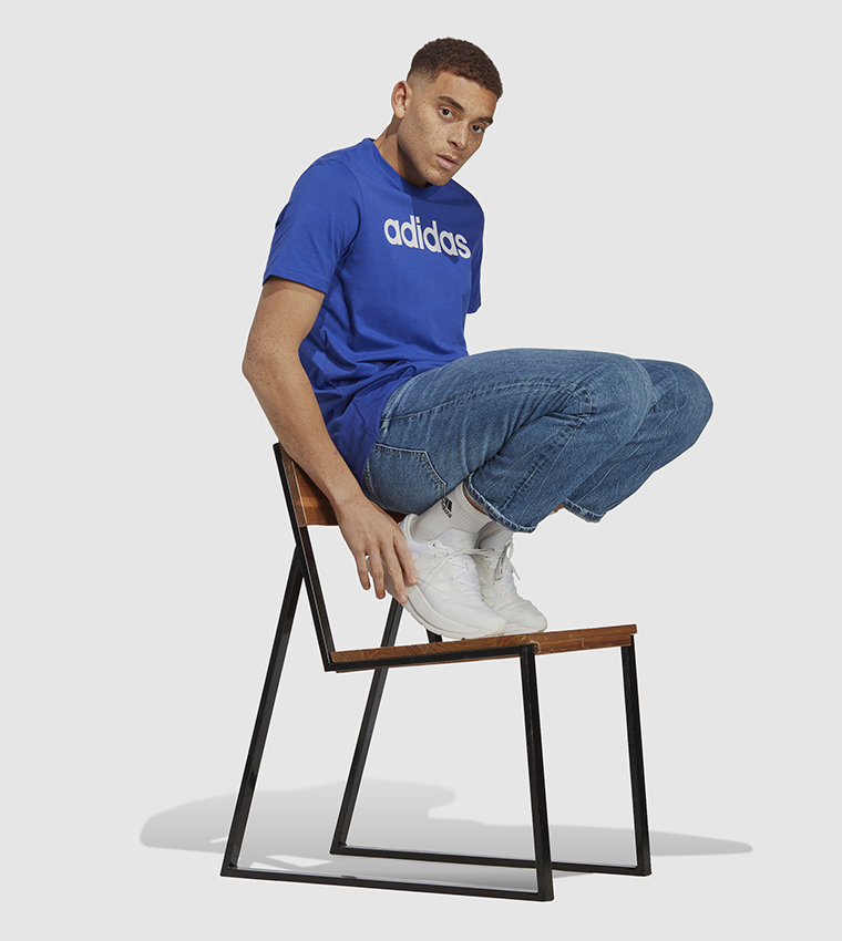 Logo Detail Crew Neck Athleisure T-Shirt