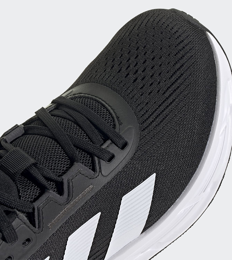 Questar 3 Running Shoes