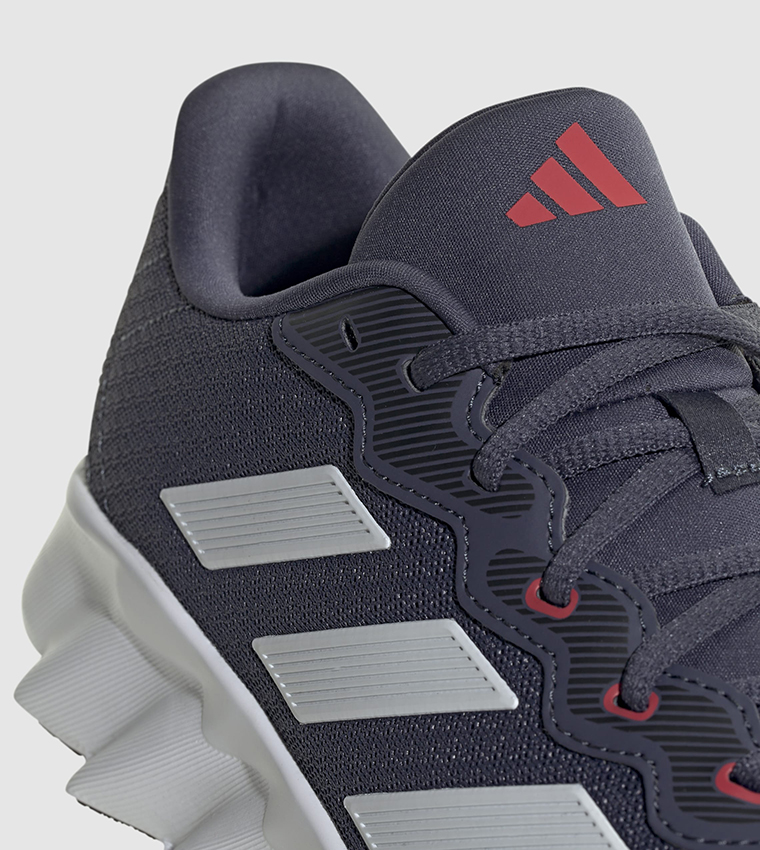 Switch Move Lace-Up Running Shoes
