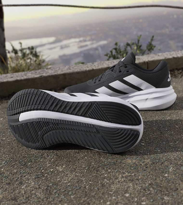 Galaxy 7 Running Shoes