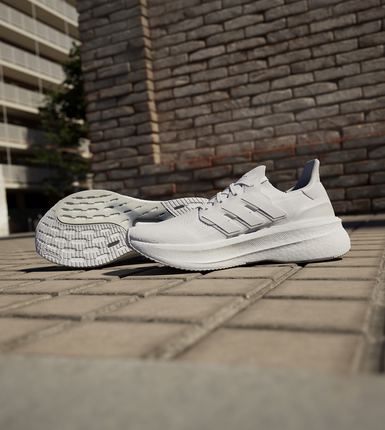 ULTRABOOST 5 Stripe Detail Running Shoes