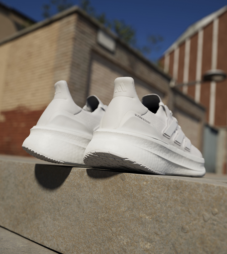 ULTRABOOST 5 Stripe Detail Running Shoes