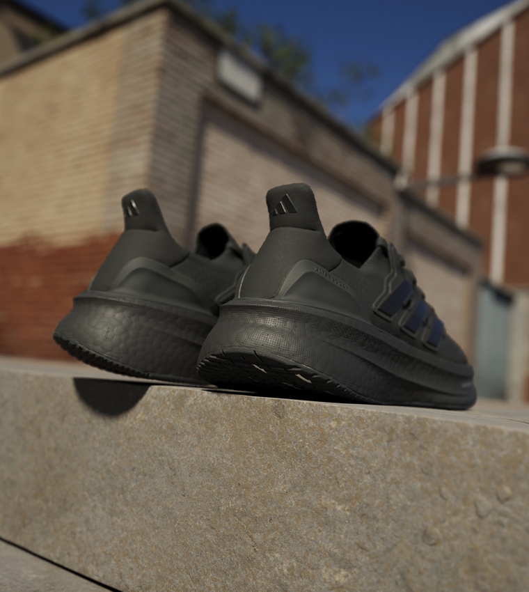 ULTRABOOST 5 Stripe Detail Running Shoes