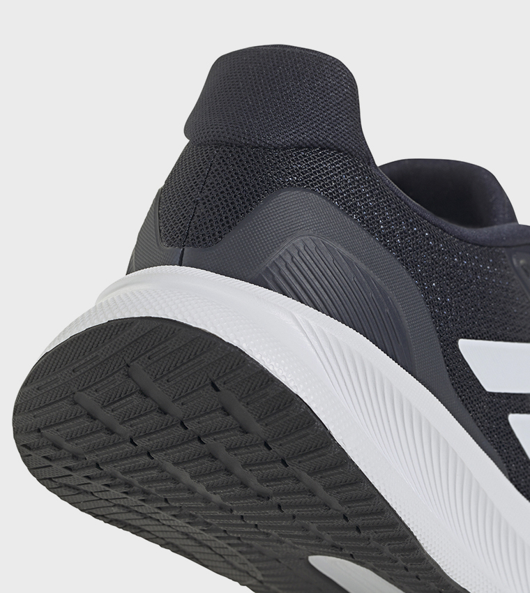 RUNFALCON 5 WIDE Lace Up Running Shoes