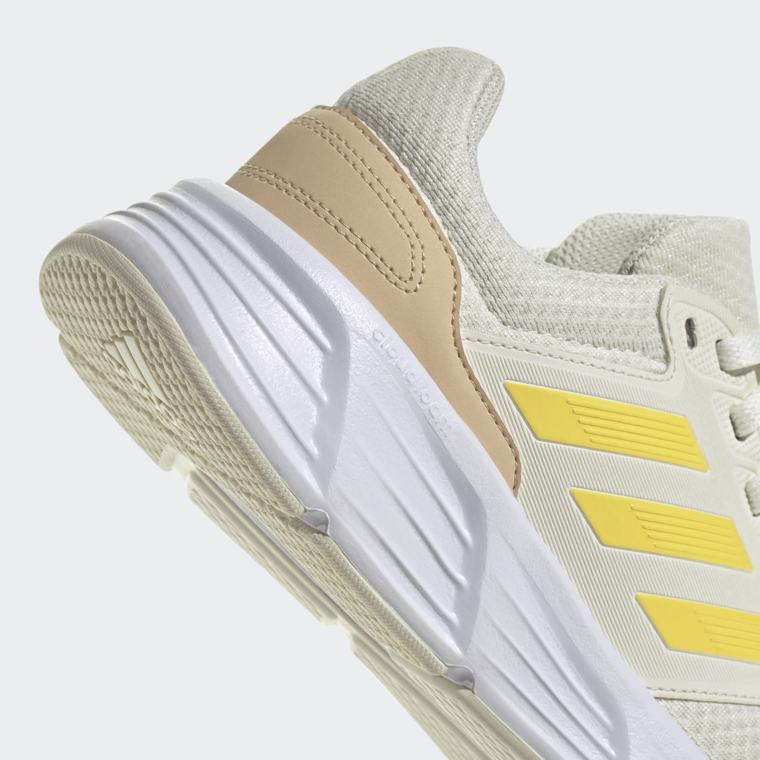GALAXY 6 Lace-Up Running Shoes