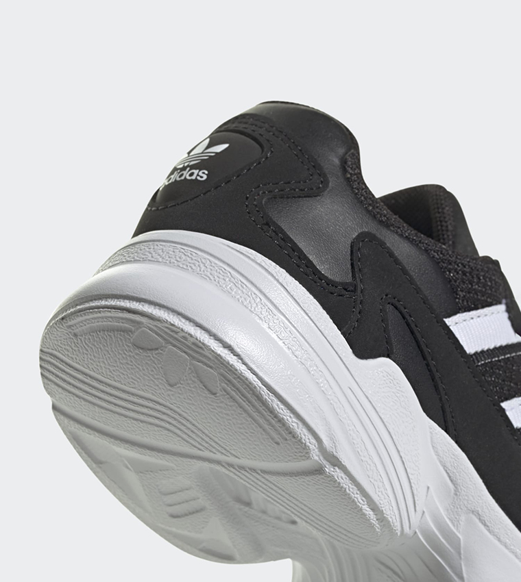 FALCON Lace-Up Running Shoes