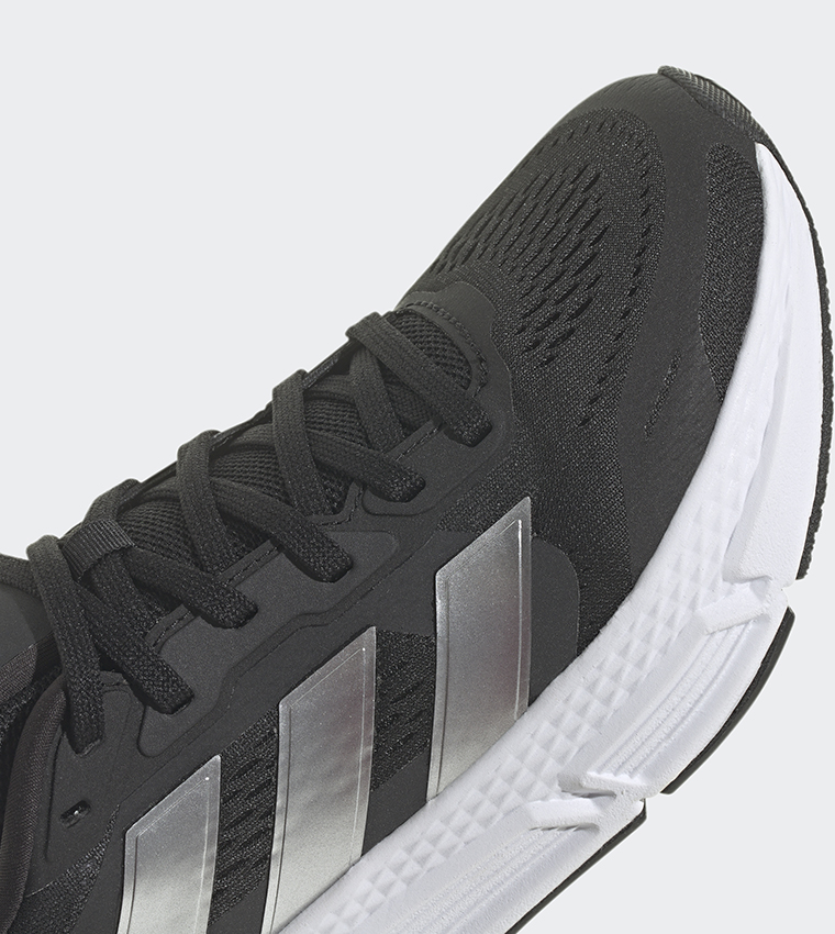 QUESTAR 2 Running Shoes