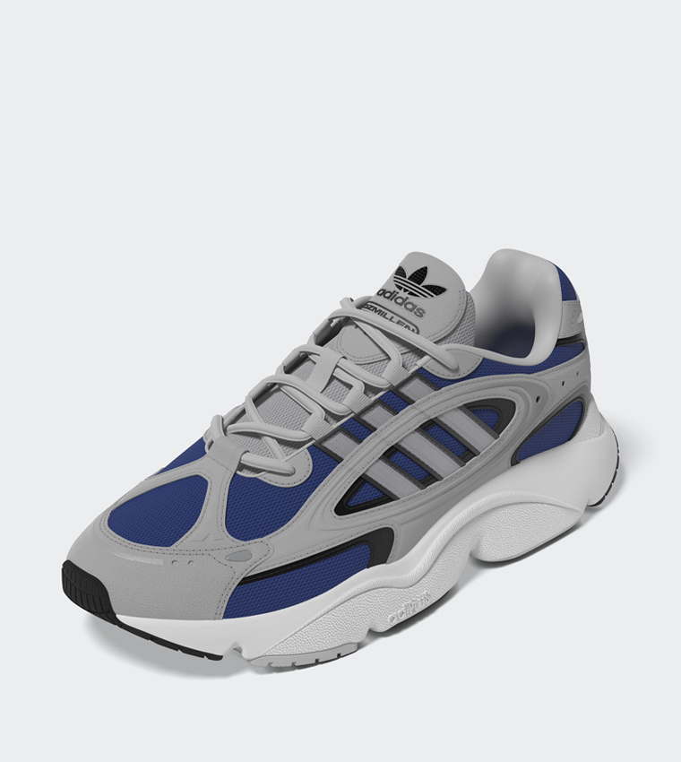 Ozmillen Lace-Up Sneakers