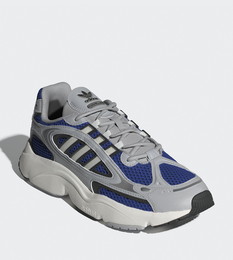 Ozmillen Lace-Up Sneakers