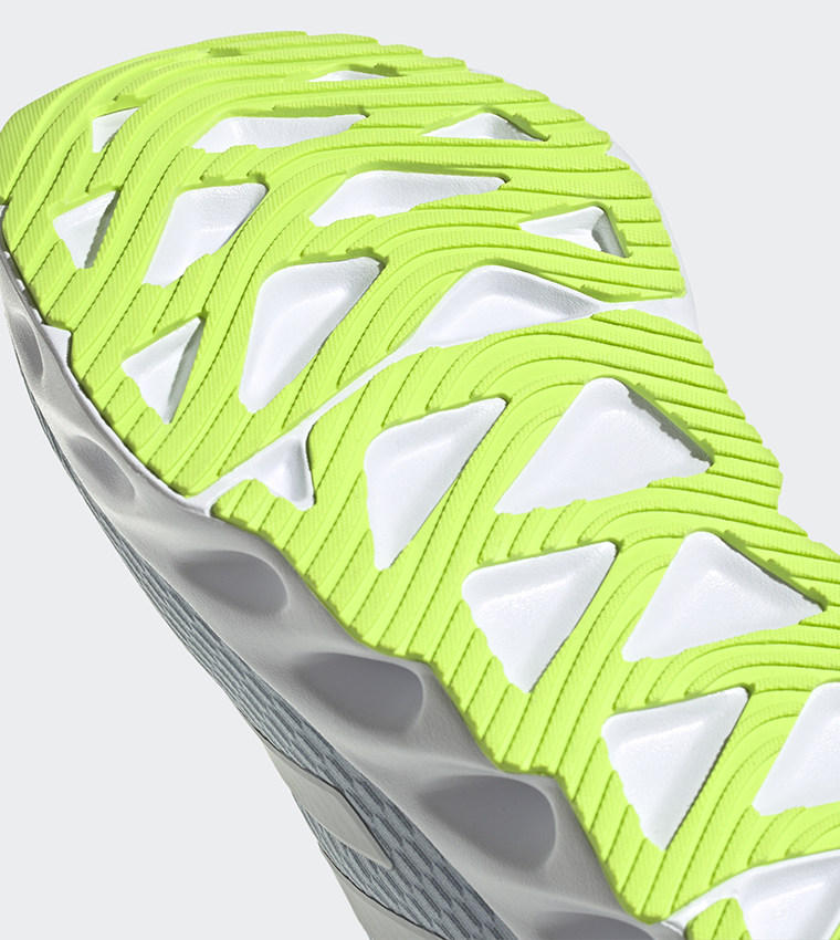SWITCH Running Shoes