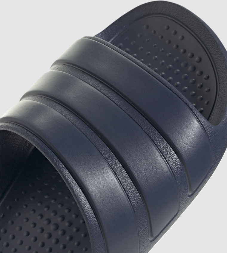 Adilette Flow Embossed Slides