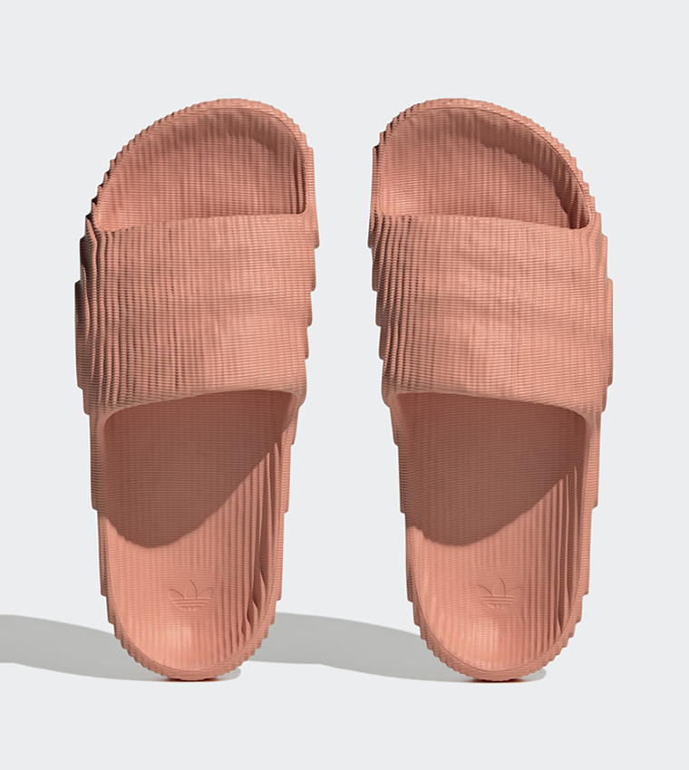 Adidas best sale ombre slides