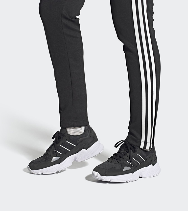 FALCON Lace-Up Running Shoes