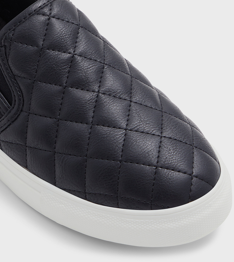 IGGYY Quilted Slip-On Shoes