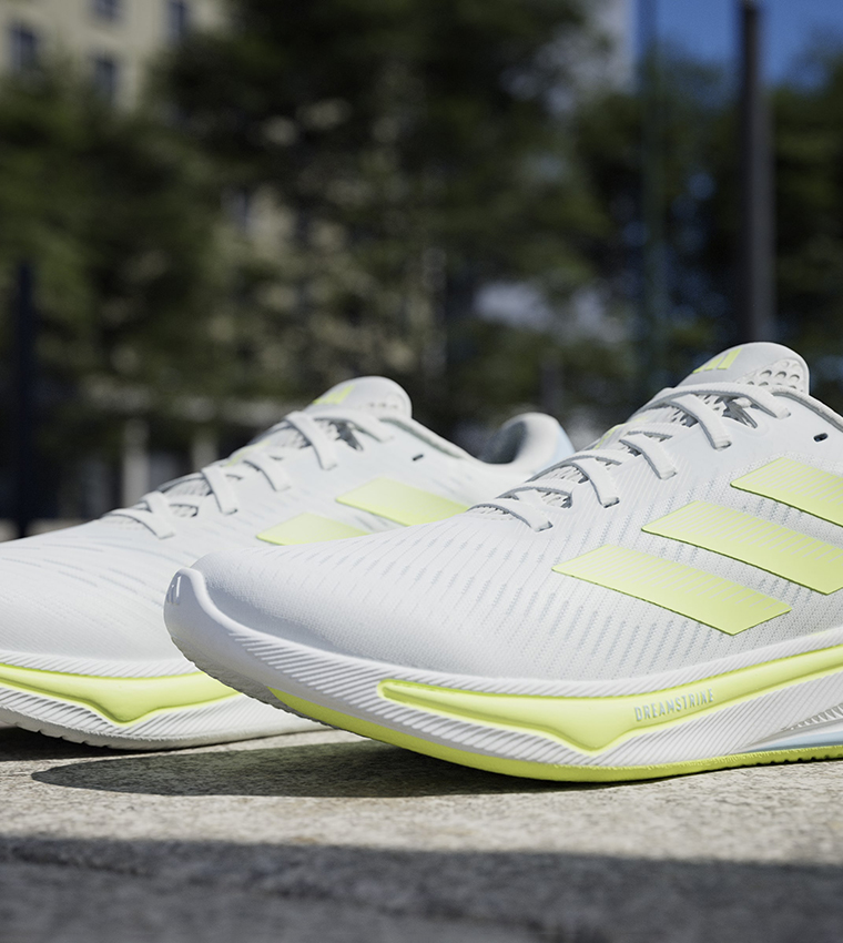 SUPERNOVA EASE Lace-Up Running Shoes