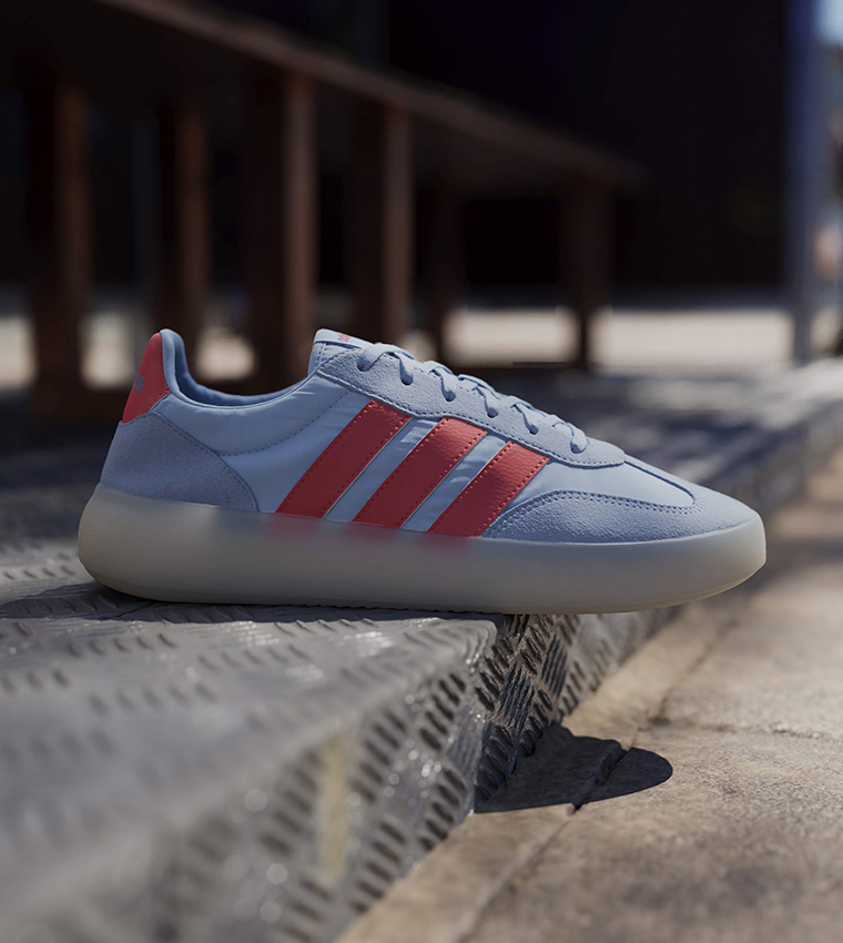 BARREDA DECODE Lace Up Sneakers