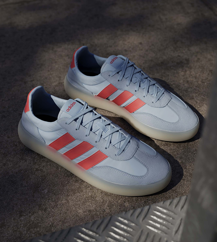 BARREDA DECODE Lace Up Sneakers