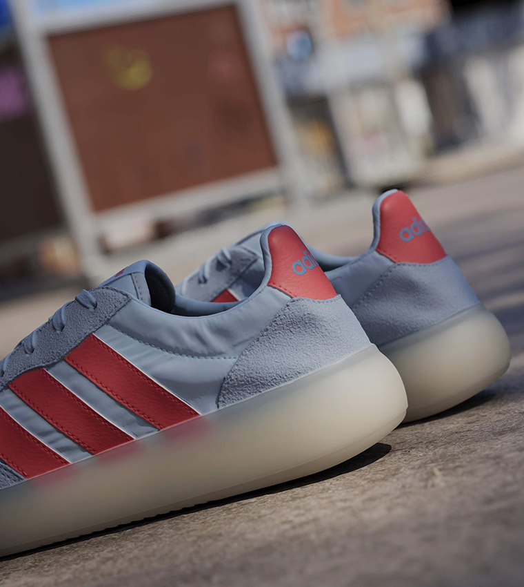 BARREDA DECODE Lace Up Sneakers