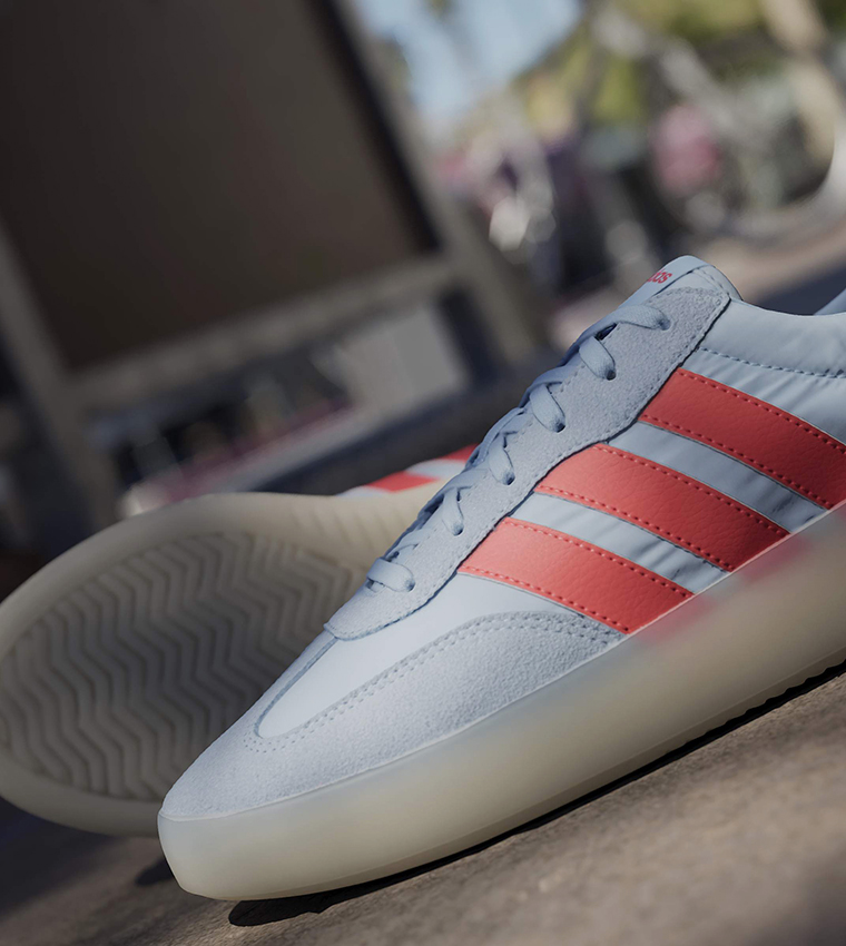 BARREDA DECODE Lace Up Sneakers