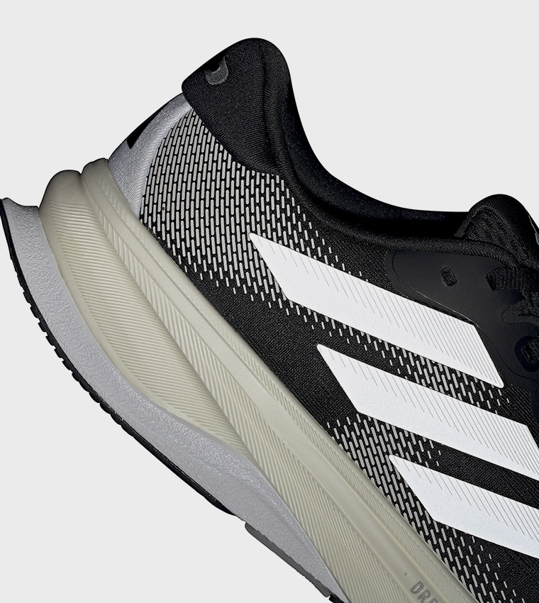 حذاء جري سوبرنوفا سولوشن برباط