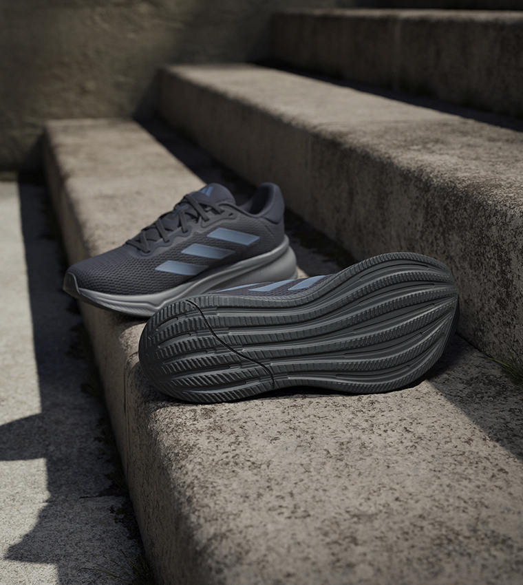 RESPONSE Lace Up Running Shoes